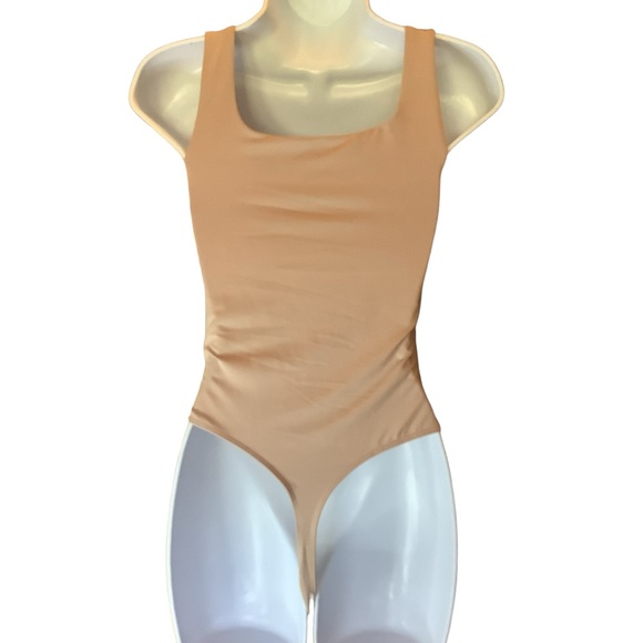 SWS Contoured bodysuit - Picture 3 of 6